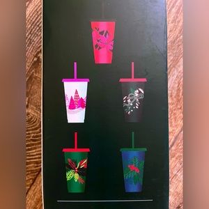 NIB STARBUCKS Christmas Reusable cold cups